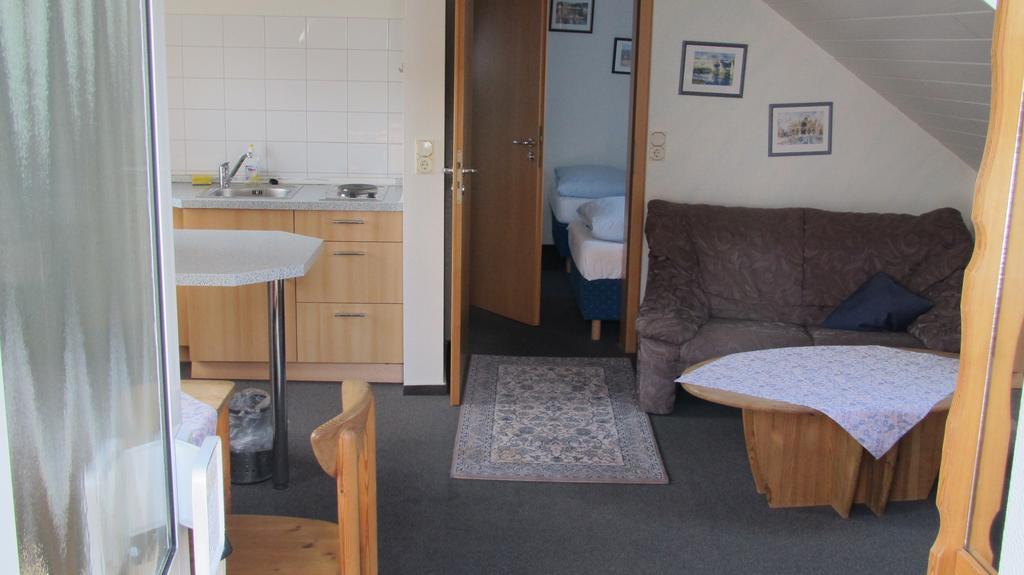 Hotel Alleeschloesschen Bad Wildungen Room photo